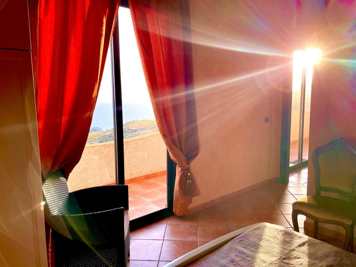 La Collina Sul Mare Bed & Breakfast ปัลมา ดิ มอนเตเคียโร ภายนอก รูปภาพ