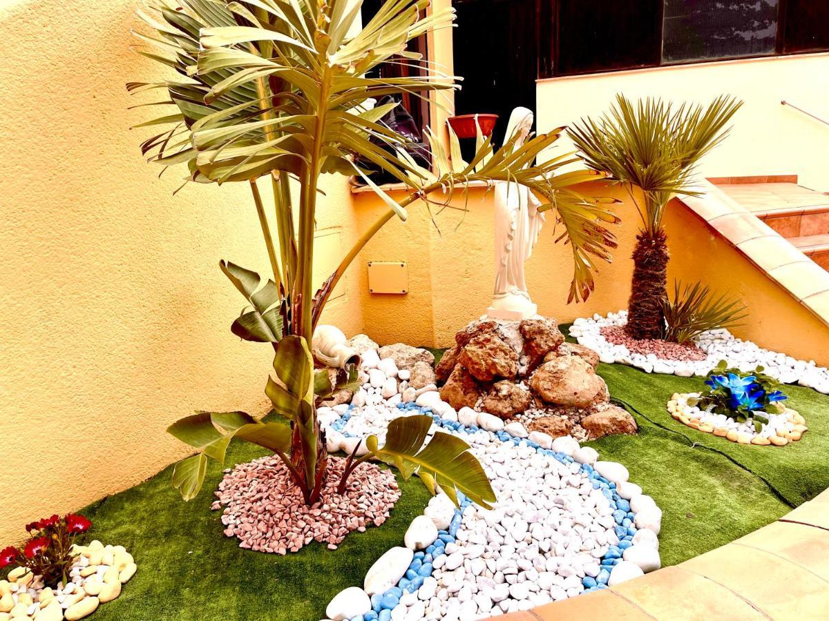La Collina Sul Mare Bed & Breakfast ปัลมา ดิ มอนเตเคียโร ภายนอก รูปภาพ