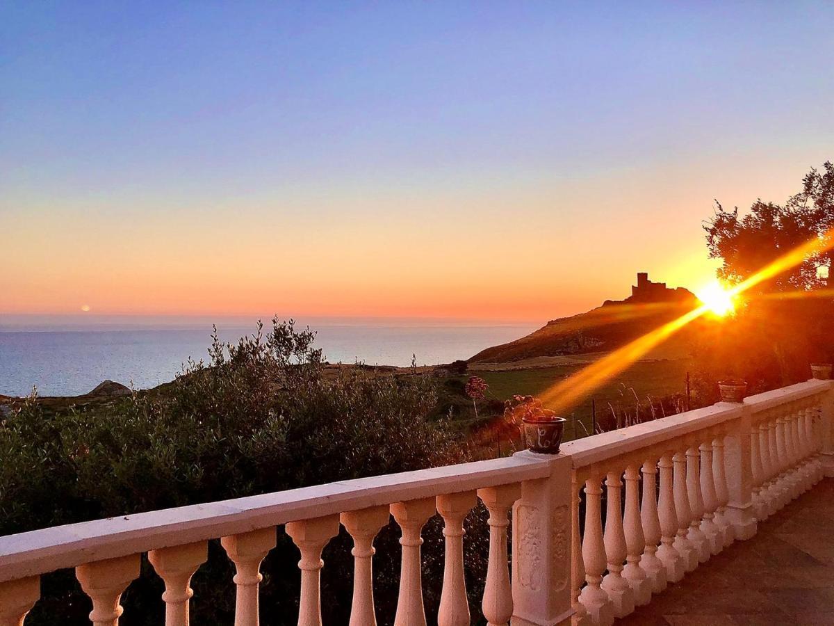 La Collina Sul Mare Bed & Breakfast ปัลมา ดิ มอนเตเคียโร ภายนอก รูปภาพ