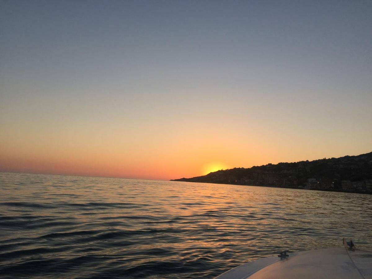 La Collina Sul Mare Bed & Breakfast ปัลมา ดิ มอนเตเคียโร ภายนอก รูปภาพ