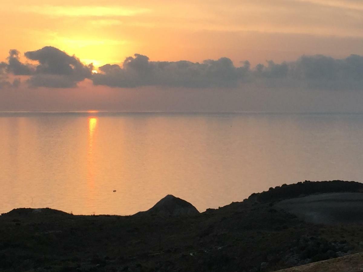 La Collina Sul Mare Bed & Breakfast ปัลมา ดิ มอนเตเคียโร ภายนอก รูปภาพ